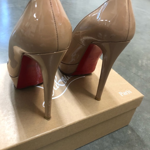 Christian Louboutin Bianca Nude Pump - Picture 6 of 6